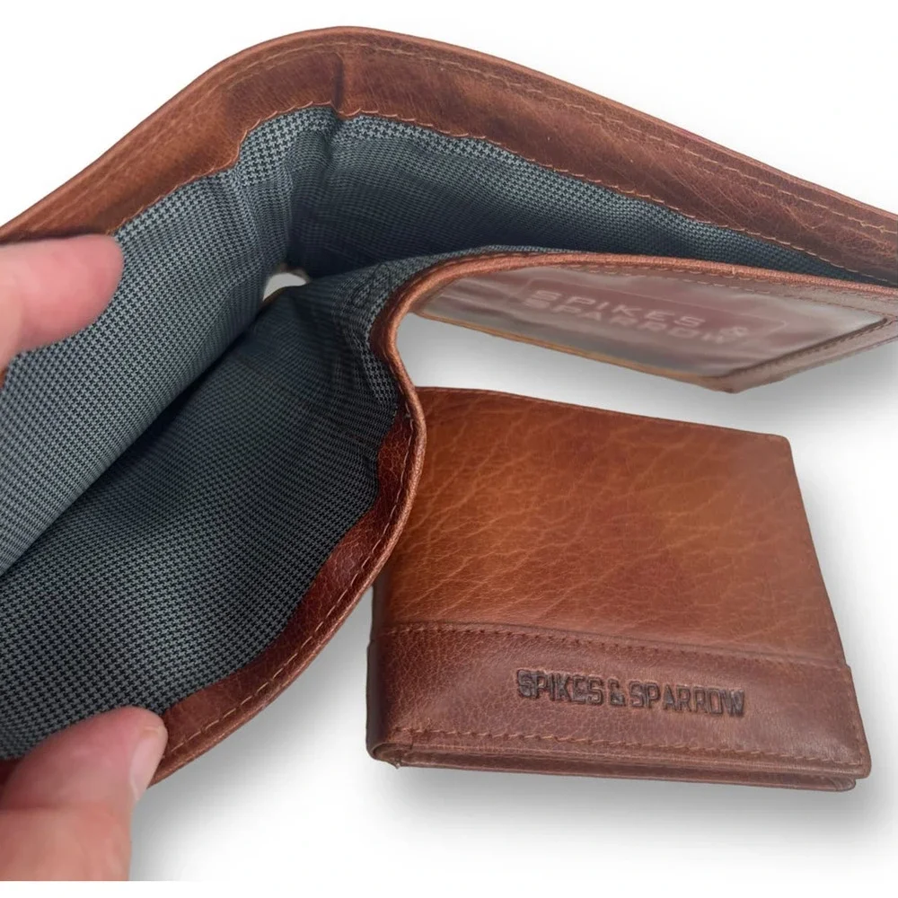 Spikes & Sparrow Convertible Wallet Alexander RFID Brown Leather 2 Part Combo